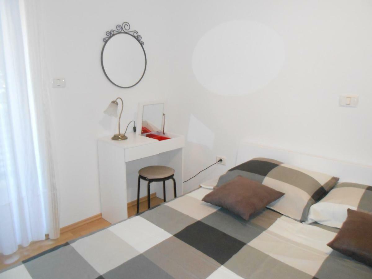 Apartman Snjezana Fažana Zewnętrze zdjęcie